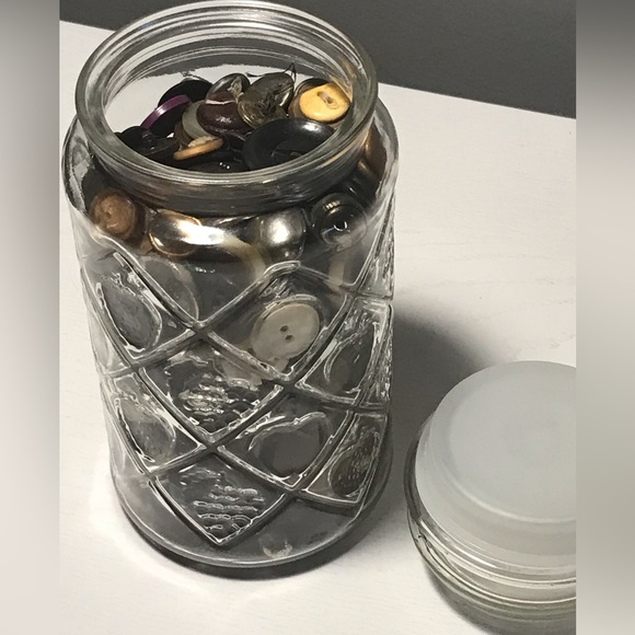 Vintage Smuckers Apothecary Jar & Buttons - Picture 9 of 13